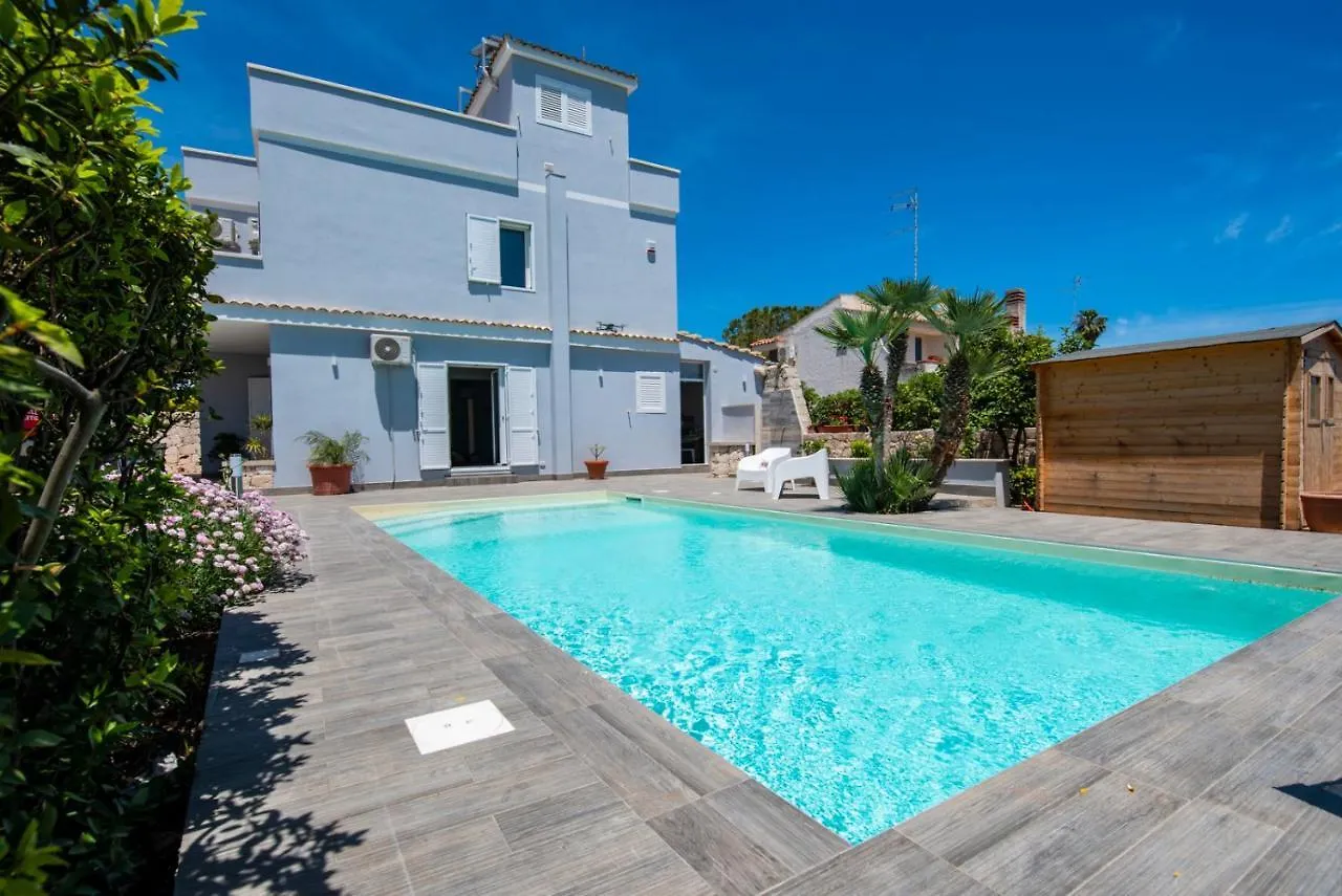 Holiday home Villa Lucilla Charming House - Fontane Bianche Italy