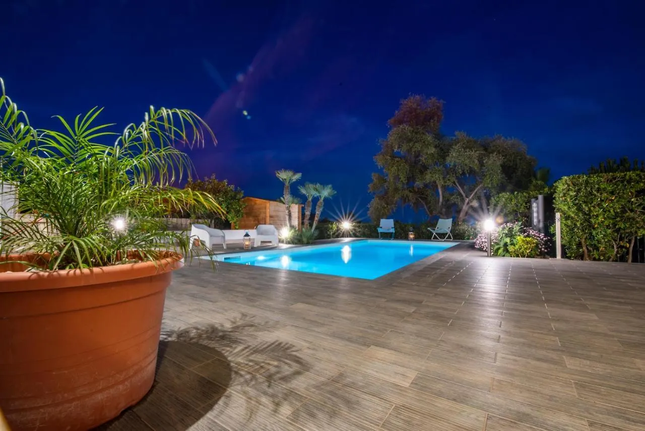 Villa Lucilla Charming House - Fontane Bianche Holiday home