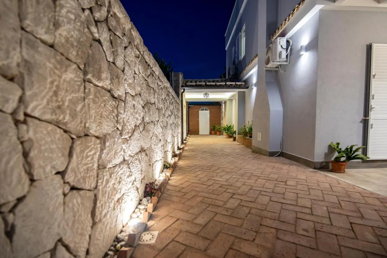 Villa Lucilla Charming House - Fontane Bianche 0*,  Italy