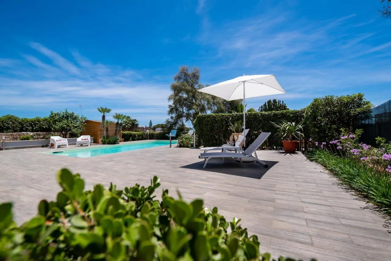 Holiday home Villa Lucilla Charming House - Fontane Bianche