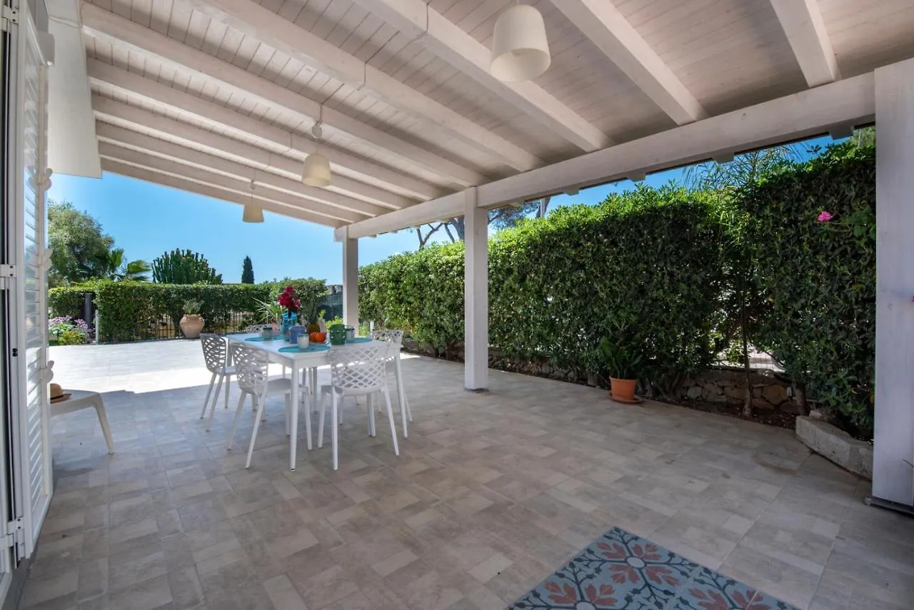 Holiday home Villa Lucilla Charming House - Fontane Bianche